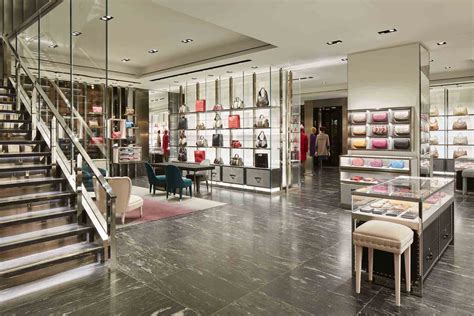 gucci store in chicago|gucci flagship store.